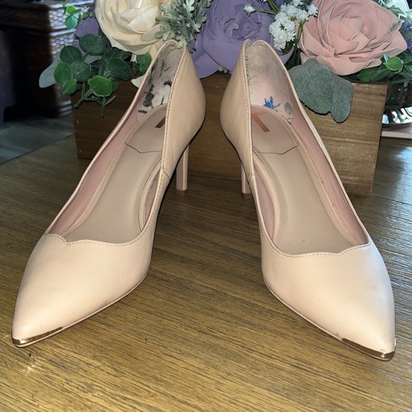 Ted Baker Leather Pumps - Nude Size 39 - Picture 2 of 5